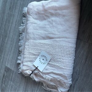 Bnwt Jackson Rowe x Jillian Harris scarf